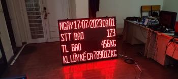 Bảng LED Hiển Thị Thông Tin Trong Sản Xuất